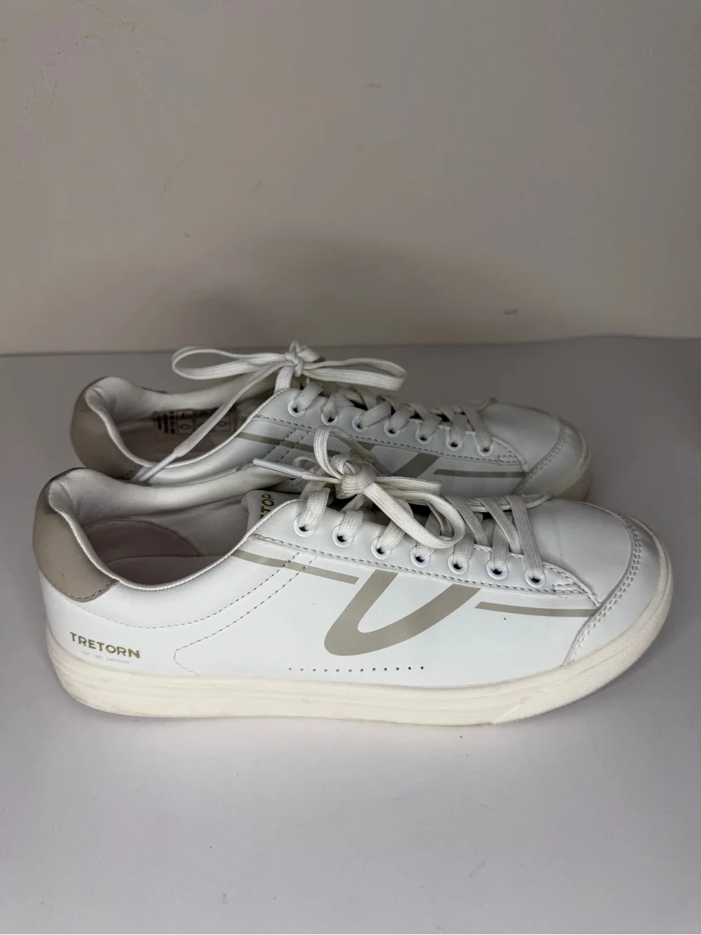 Tretorn low top